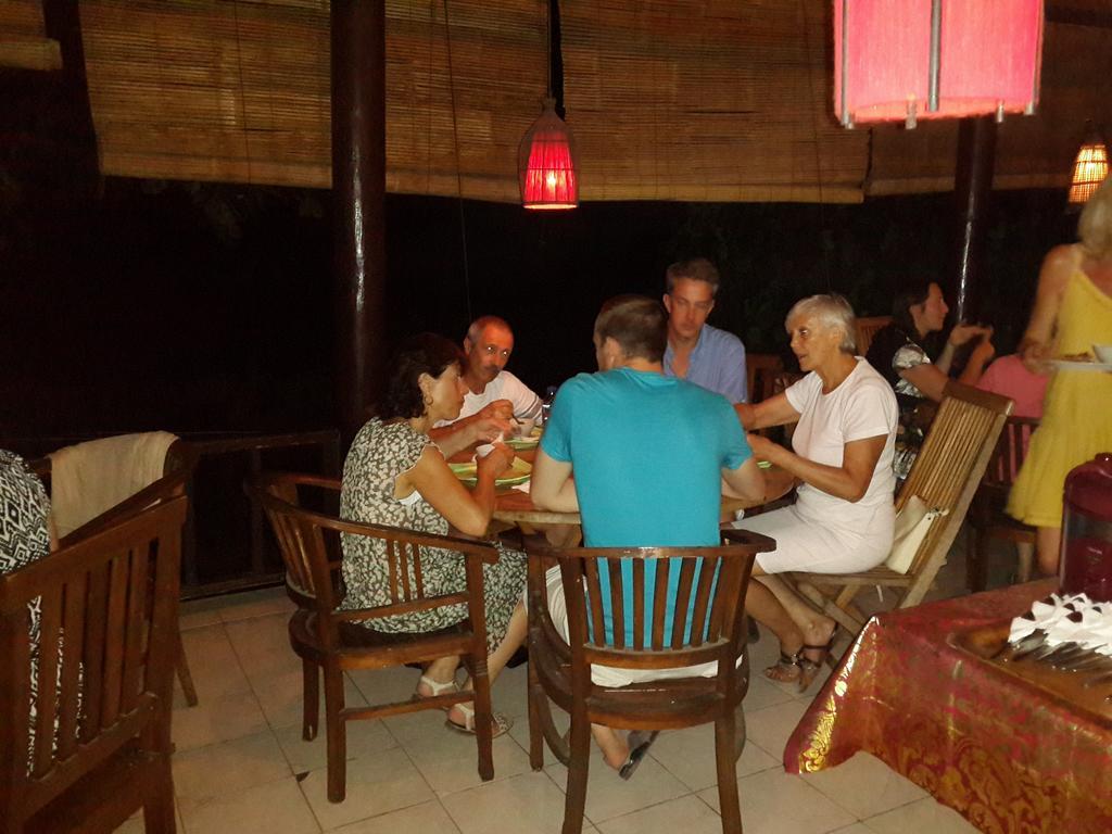 Beten Waru Bungalow And Restaurant Amed Екстериор снимка